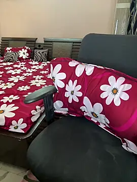 Snapshot of Sexy_Evelynn chatting on 11-10-25, 04:00 Sexy Evelynn online show from 11-10-25, 04:00