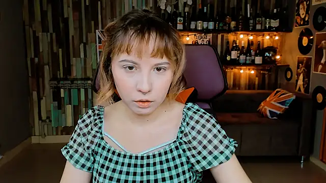 JasmineMilko online show from 10-10-25, 05:06