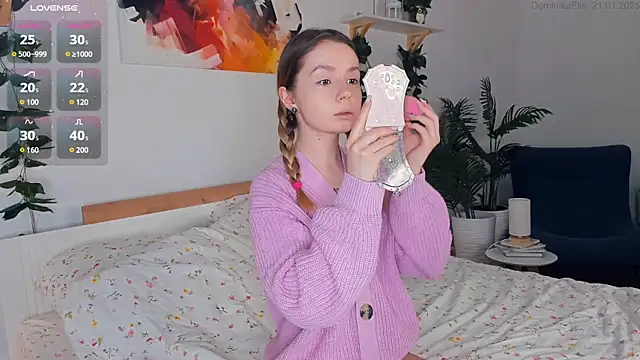 DominikaElis online show from 01-21-25, 08:11