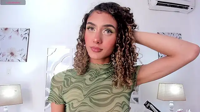 Daddysgirl1  online show from 12-13-24, 05:27