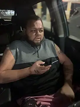 papijusto online show from 11-05-25, 02:44