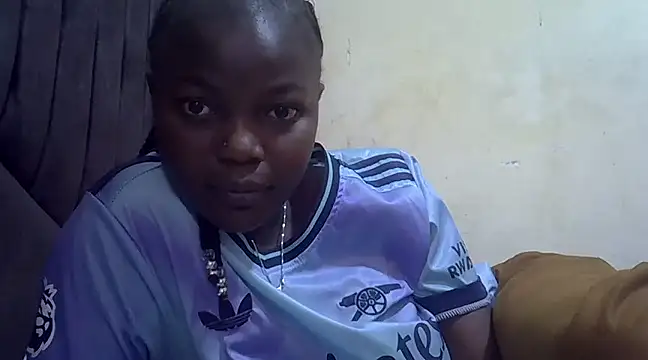 Snapshot of pretty_vivy chatting on 03-03-25, 05:42 pretty vivy online show from 03-03-25, 05:42