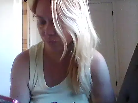 burrkitty online show from 11-26-25, 10:33