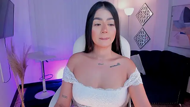 amelie jhons online show from 01-15-25, 10:57