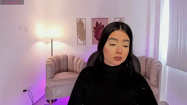 amelie jhons online show from 10-30-25, 07:47