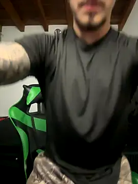 Valentino Xander online show from 11-12-25, 12:11