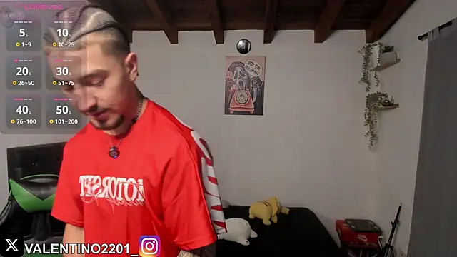 Valentino Xander online show from 11-15-25, 02:31