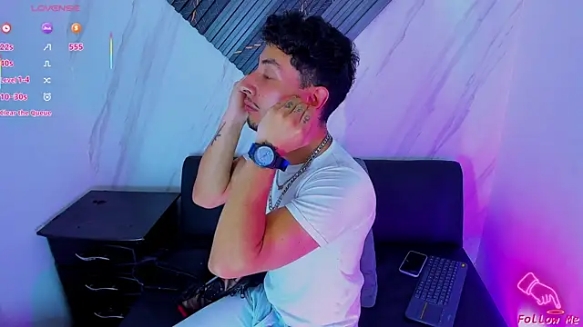 Piggy Eddy online show from 12-02-25, 08:59