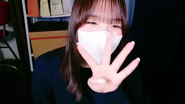 Snapshot of mari_tan_ch chatting on 12-14-24, 11:45 mari tan ch online show from 12-14-24, 11:45