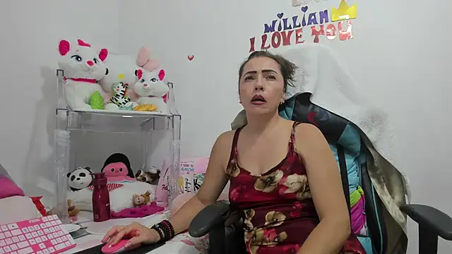GatitaSexy Hotwet4u online show from 12-10-24, 11:30