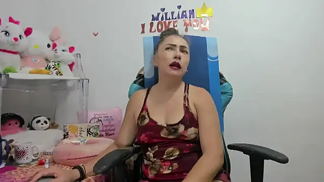 GatitaSexy Hotwet4u online show from 03-18-25, 11:31