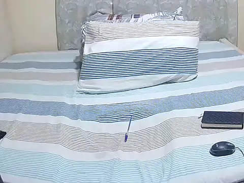 Snapshot of slender_sweet chatting on 04-02-26, 12:03 slender sweet online show from 04-02-26, 12:03