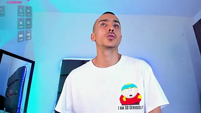 Snapshot of steven_hott8 chatting on 02-25-25, 05:36 steven hott8 online show from 02-25-25, 05:36