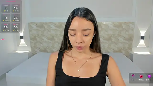 AliceRoss0 online show from 10-20-25, 08:20