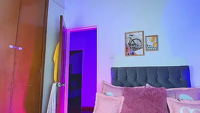 Cassie fletcher  online show from 11-09-25, 11:03