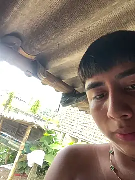 Snapshot of FlpGmz chatting on 02-27-26, 06:52 FlpGmz online show from 02-27-26, 06:52