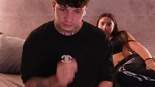 Nicky and Blake online show from 11-11-25, 09:37