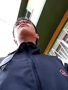 Snapshot of Cuervo_maniaco chatting on 03-20-25, 03:47 Cuervo maniaco online show from 03-20-25, 03:47