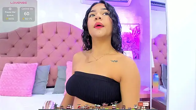 VictoriaBlakee online show from 02-03-25, 11:53