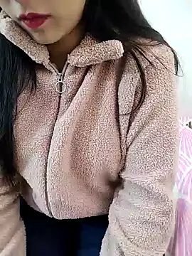 Snapshot of Diya_Chopra chatting on 01-03-25, 09:47 Diya Chopra online show from 01-03-25, 09:47