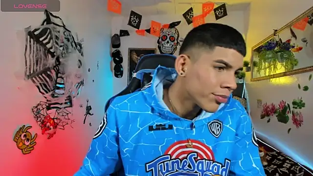 Damian latinxxx online show from 10-20-25, 02:56