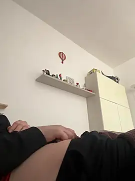 Snapshot of flagintheairin chatting on 03-13-25, 09:21 flagintheairin online show from 03-13-25, 09:21