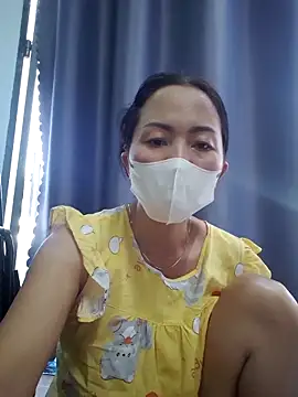 Snapshot of Baby-sexytits18 chatting on 11-15-25, 01:47 Baby-sexytits18 online show from 11-15-25, 01:47