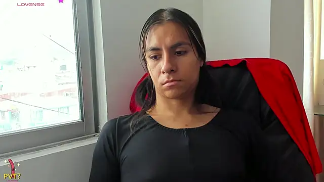 Snapshot of Kamilasalazar chatting on 02-15-25, 09:04 Kamilasalazar online show from 02-15-25, 09:04