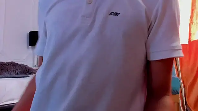 Snapshot of Santy_carrington chatting on 01-22-25, 08:38 Santy carrington online show from 01-22-25, 08:38