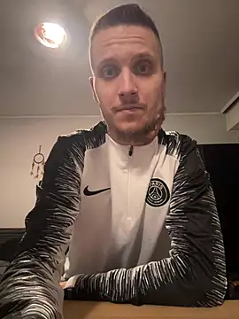 Snapshot of BWC69_69_69 chatting on 12-28-24, 07:54 BWC69 69 69 online show from 12-28-24, 07:54