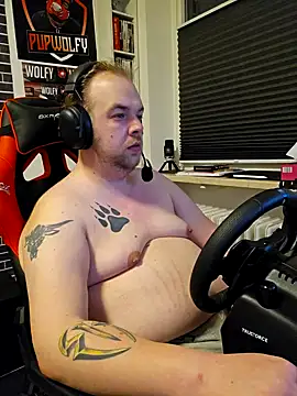 PupW0lfy online show from 02-02-25, 06:10