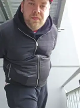 PupW0lfy online show from 10-17-25, 10:07