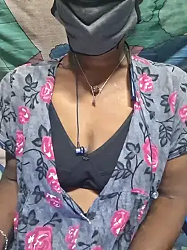 Snapshot of Tamil--Rani chatting on 11-03-25, 02:07 Tamil--Rani online show from 11-03-25, 02:07