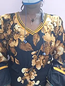 Snapshot of Tamil--Rani chatting on 12-01-25, 02:33 Tamil--Rani online show from 12-01-25, 02:33