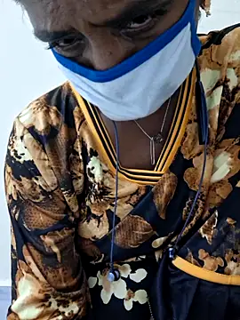 Snapshot of Tamil--Rani chatting on 12-02-25, 02:12 Tamil--Rani online show from 12-02-25, 02:12