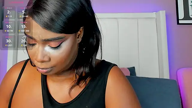 Britanymooree online show from 10-29-25, 07:59