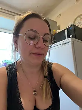 OlgaBuzzz online show from 03-20-25, 12:00