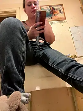 Snapshot of OlgaBuzzz chatting on 01-17-26, 01:38 OlgaBuzzz online show from 01-17-26, 01:38