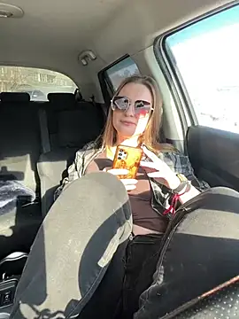 Snapshot of OlgaBuzzz chatting on 02-20-26, 06:10 OlgaBuzzz online show from 02-20-26, 06:10