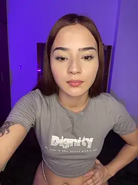 Veronica isaza   online show from 01-17-25, 10:23