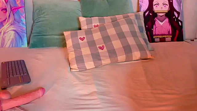 Snapshot of AmbarHills_1 chatting on 11-24-25, 11:32 AmbarHills 1 online show from 11-24-25, 11:32