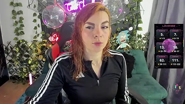 cocochanell6666 online show from 10-24-25, 07:05