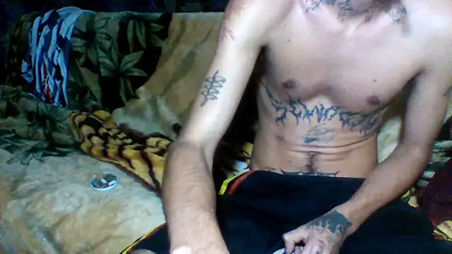 Snapshot of sellvageria chatting on 11-26-25, 10:11 sellvageria online show from 11-26-25, 10:11