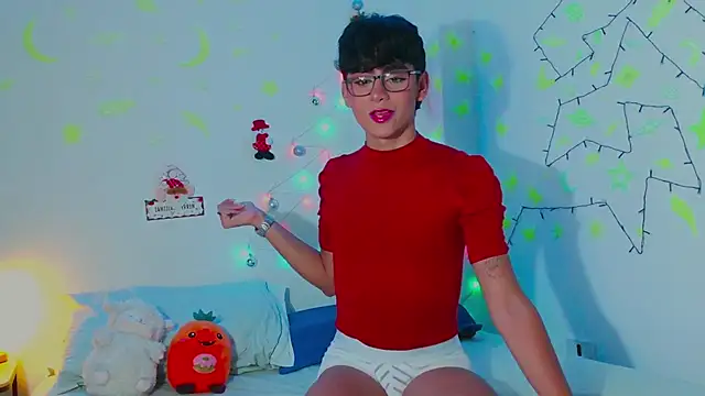 arnold laurent  online show from 12-26-24, 06:54