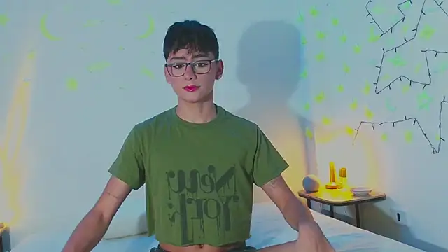 arnold laurent  online show from 02-07-25, 12:09