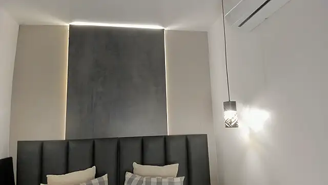 Snapshot of AbbyWathson chatting on 02-10-26, 11:47 AbbyWathson online show from 02-10-26, 11:47