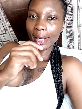 Snapshot of Pinky_shyee chatting on 03-20-25, 08:20 Pinky shyee online show from 03-20-25, 08:20