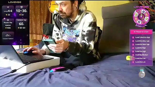 Snapshot of Spacecase2021 chatting on 02-24-26, 03:15 Spacecase2021 online show from 02-24-26, 03:15