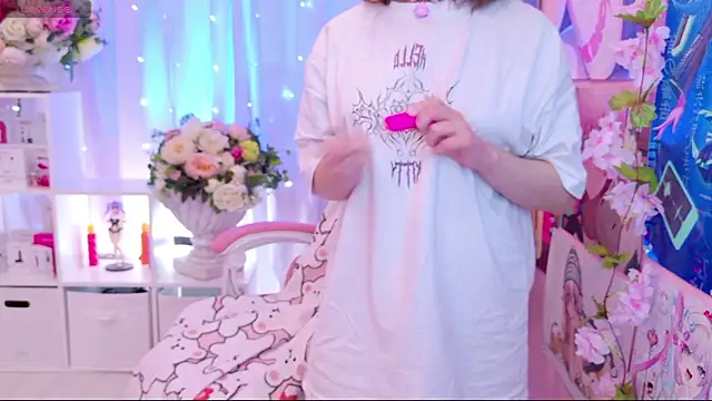 Coconut Mia online show from 01-14-26, 08:36