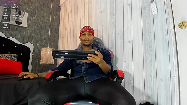 RicoBrown777  online show from 12-24-24, 03:38